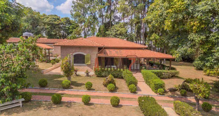 Casa com amplo terreno - Condomínio Chácaras Residenciais Santa Maria - Votorantim/SP
