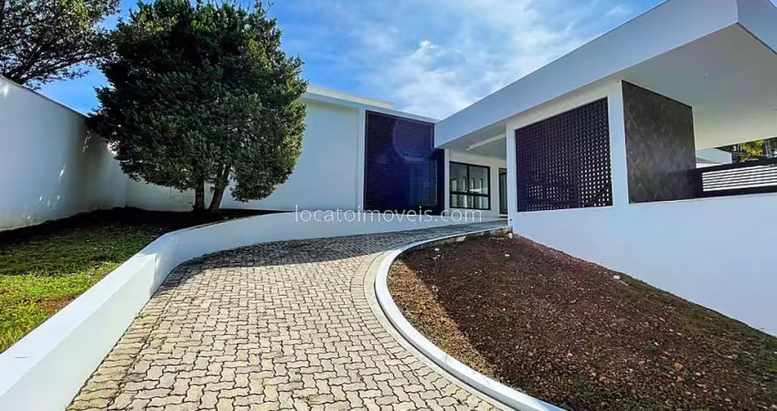 Casa de alto padrão à venda no parque imperial – 5 suítes, gourmet duplo e piscina