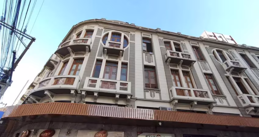 Sala comercial para alugar na Rua Halfeld, 513, Centro, Juiz de Fora