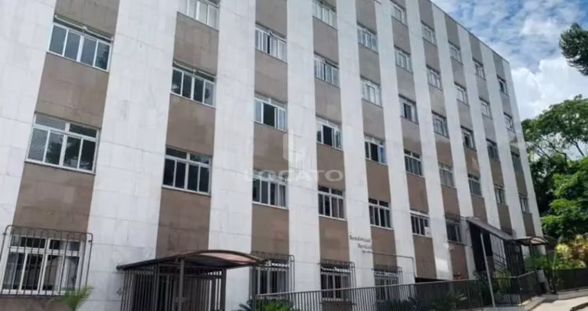 Apartamento com dois quartos e vaga numerada no bairro paineiras