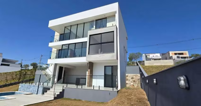 Casa com 3 quartos à venda na Rua Ibiá, 120, Alphaville, Juiz de Fora