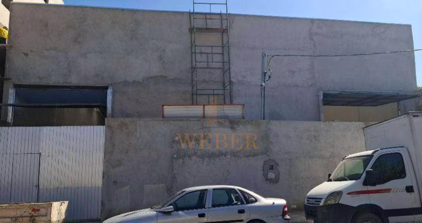 Galpão 377m² com 2 salas escritório e Banheiro - Cidade Intercap