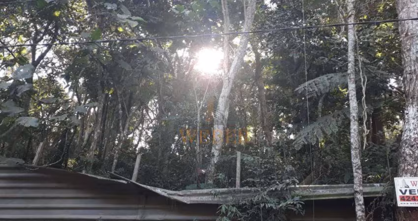 Terreno à venda na Rua Nápoles, Cemucam, Cotia