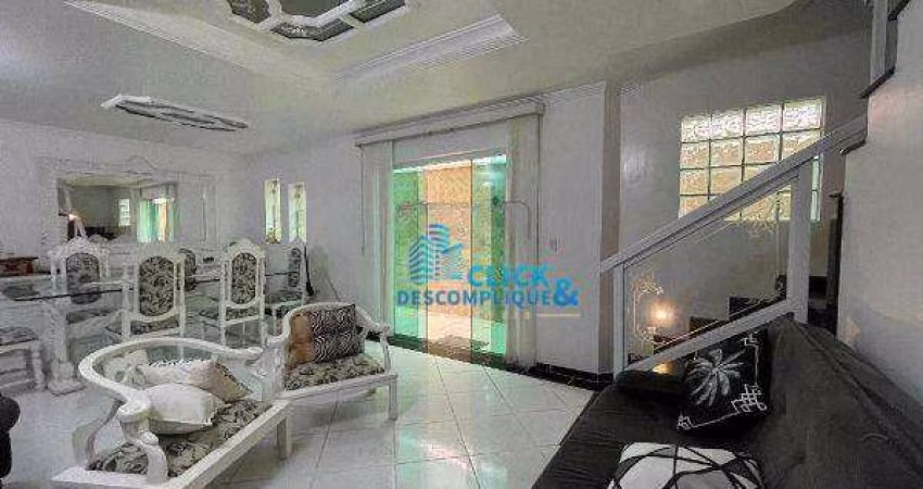 Sobrado com 3 dormitórios à venda, 208 m² por R$ 1.270.000,00 - Encruzilhada - Santos/SP