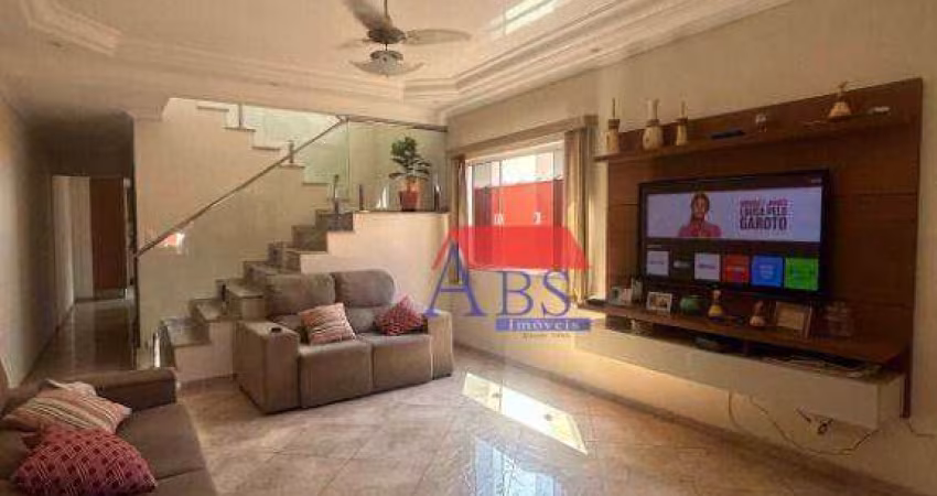 Sobrado com 3 dormitórios à venda, 177 m² por R$ 657.200,00 - Vila Ponte Nova - Cubatão/SP
