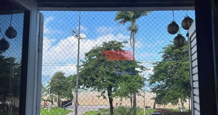 Apartamento com 3 dormitórios à venda, 190 m² por R$ 1.380.000,00 - Gonzaga - Santos/SP