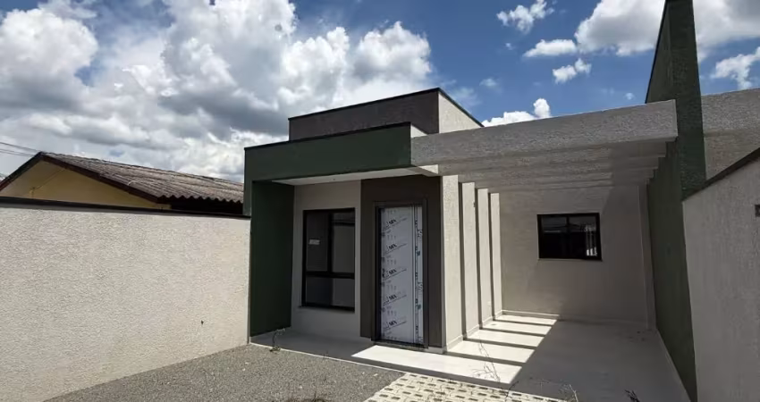 Belissima Casa a Venda Contendo 03 Dormitórios e Edícula no Jardim Cruzeiro em São José dos Pinhais