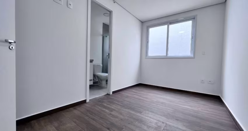 Casa em condomínio para venda com 2 quartos, sendo 2 suítes, 103m²