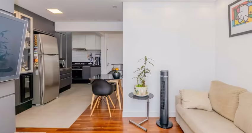 Apartamento tipo para venda com 2 quartos, sendo 1 suíte, 55m²