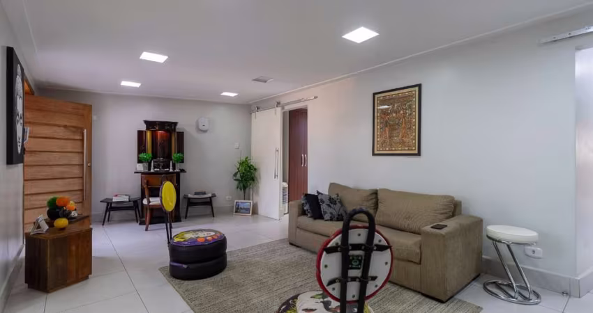 Casa tipo para venda com 3 quartos, sendo 1 suíte, 220m²
