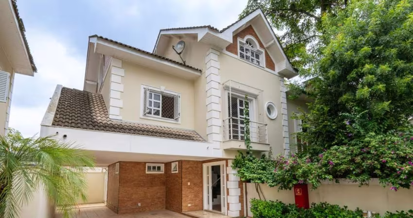 Casa no condomínio Condomínio Brooklin Village para venda com 5 quartos, sendo 2 suítes, 424m²