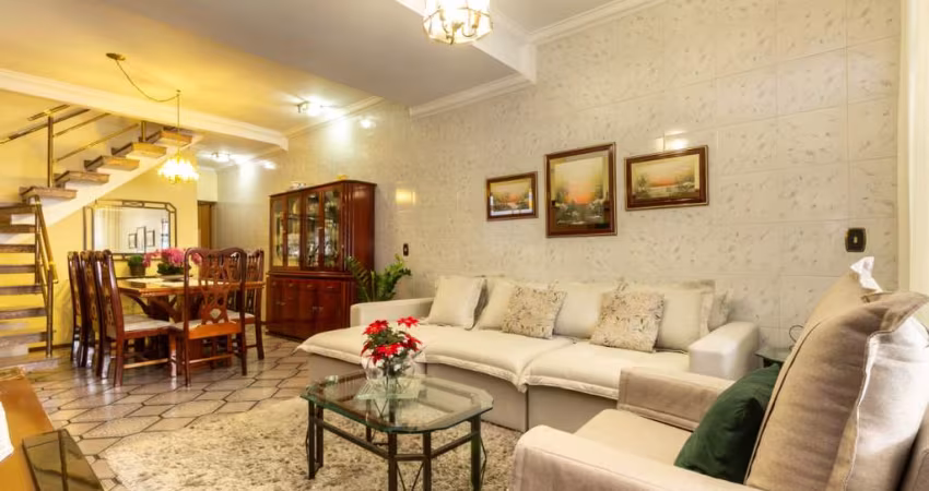Sobrado para venda com 3 quartos, sendo 1 suíte, 160m²