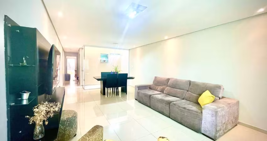 Casa tipo para venda com 3 quartos, sendo 2 suítes, 218m²