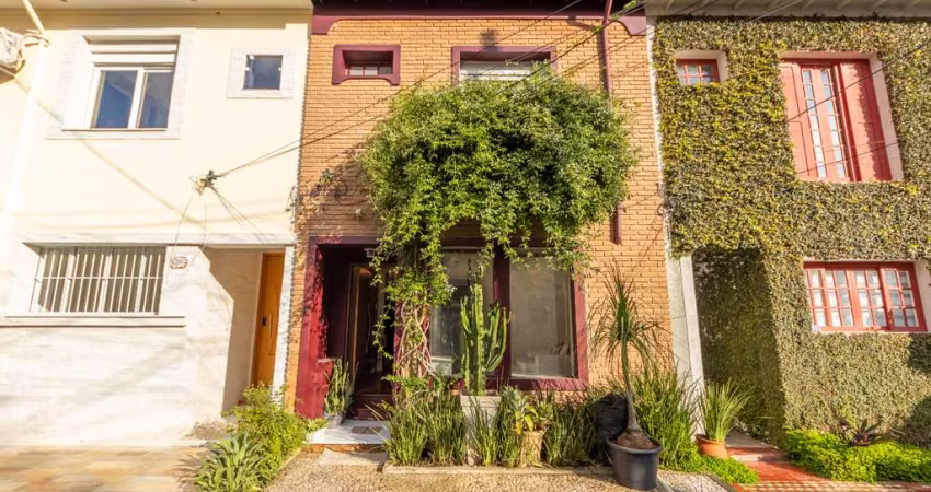 Casa de vila para venda com 3 quartos, sendo 1 suíte, 163m²