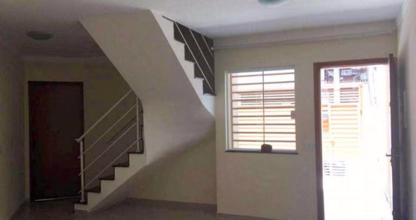 Sobrado com 3 dormitórios à venda, 100 m² por R$ 480.000,00 - Vila Carmosina - São Paulo/SP
