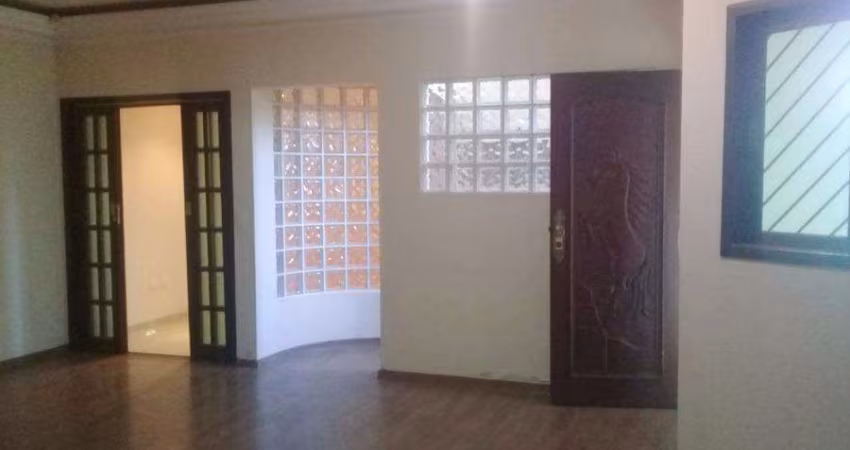 Sobrado com 3 dormitórios à venda, 232 m² por R$ 700.000,00 - Itaim Paulista - São Paulo/SP