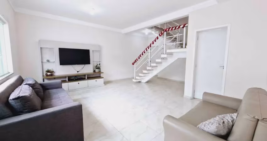 Deslumbrante sobrado para venda em parada inglesa com 3 quartos, sendo 2 suítes, 180m²