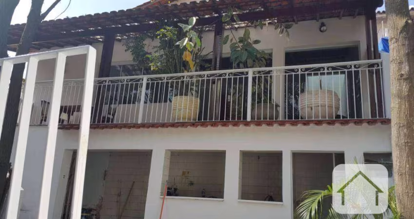 Casa com 3 dormitórios à venda, 350 m² por R$ 1.900.000,00 - Vila Ipojuca - São Paulo/SP