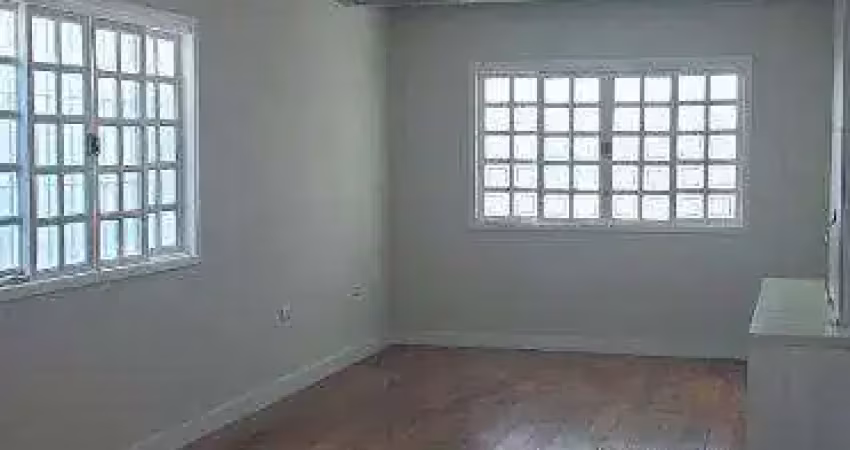 More a somente 7 minutos de carro do metrô vila sônia