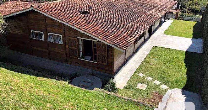 Casa com 3 dormitórios à venda, 237 m² por R$ 1.250.000,00 - Granja Viana II - Cotia/SP