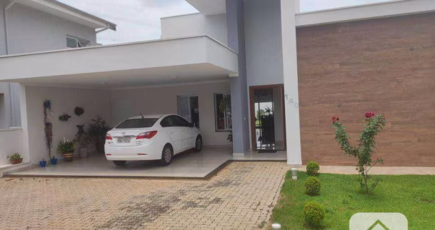 Casa em condomínio Portal das Esttrelas
