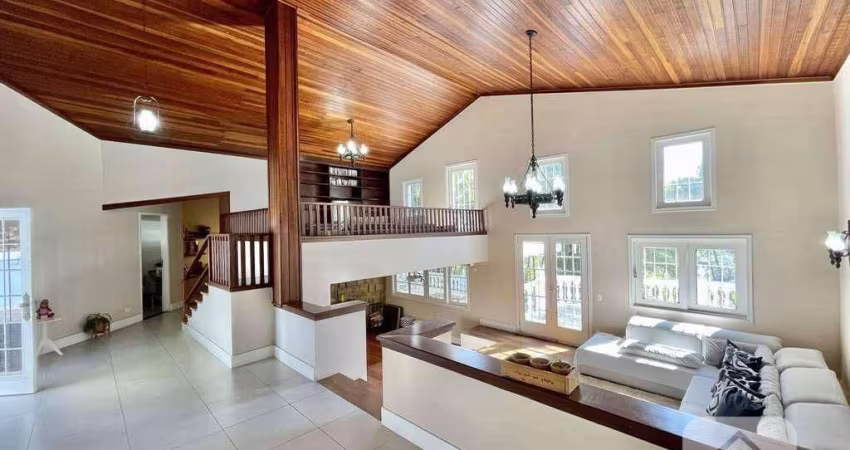 Casa 3 suítes Mobiliada Fazendinha