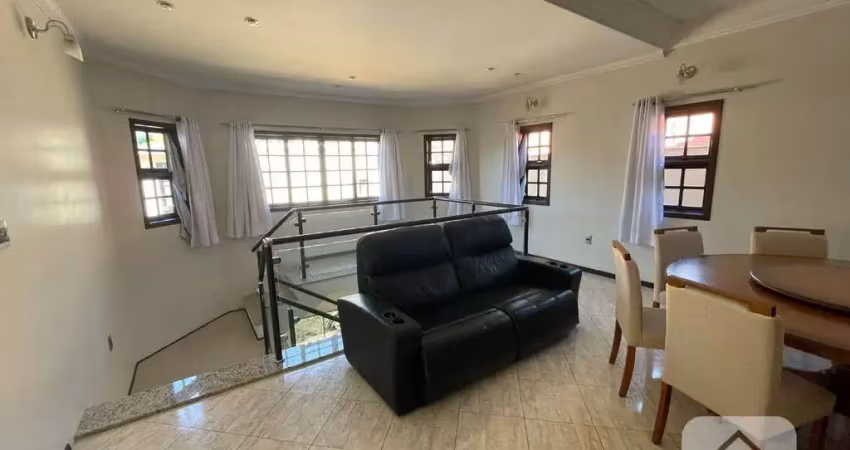 Casa com 3 suítes no térreo e amplo espaço social no piso inferior - r$ 1.199.500,00 - itatiba/sp