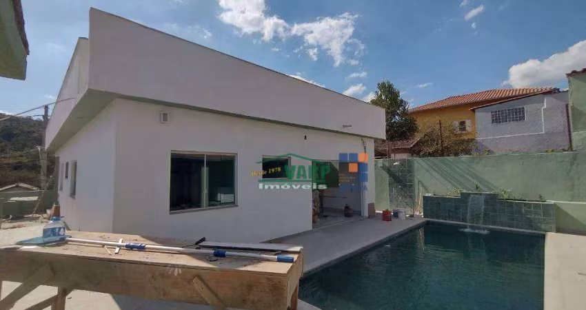 Casa com 3 dormitórios, 160 m² por R$ 840.000 - Nações Unidas - Sabará/MG