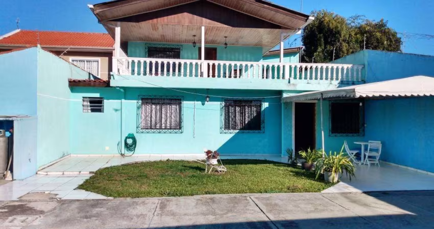 Casa para Venda em Curitiba, Cajuru, 4 dormitórios, 1 suíte, 2 banheiros, 17 vagas