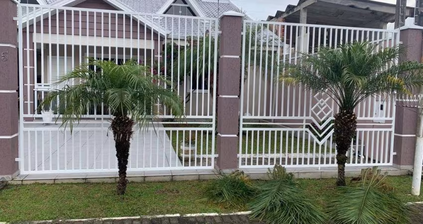 Casa para Venda em Pinhais, Vargem Grande, 4 dormitórios, 1 suíte, 4 banheiros, 3 vagas