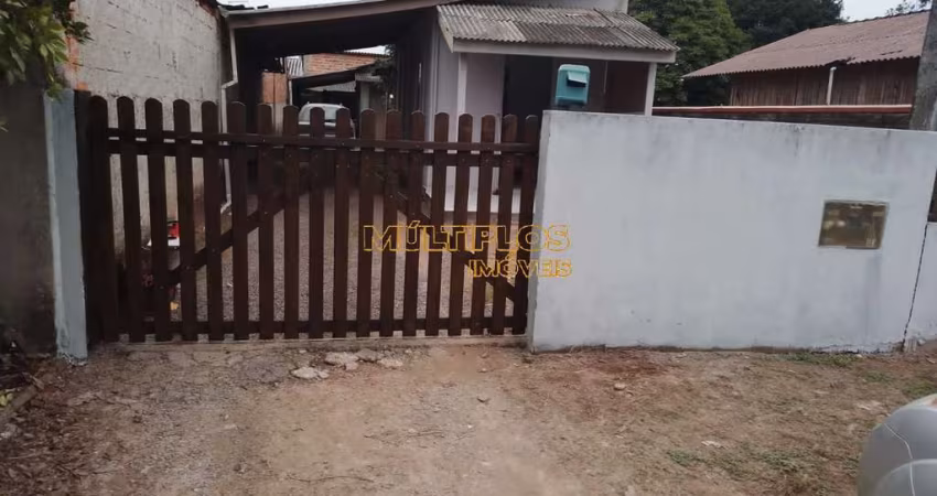 Imperdível! Casa à venda em Itapoá-SC, no bairro São José, com 3 quartos, sala, banheiro, garagem e 80m² de área.