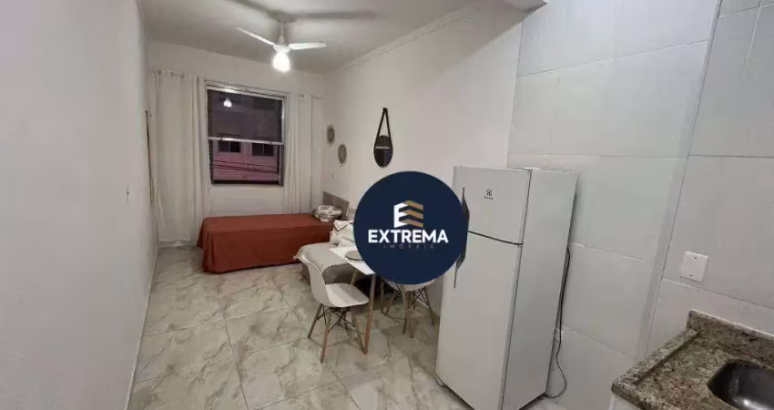 ??? sua kitnet na praia! mobiliada, decorada e com churrasqueira – vista mar!