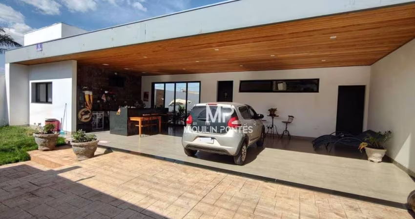 Casa à venda, 240 m² por R$ 800.000,00 - Jardim São Marcos II - Jaboticabal/SP