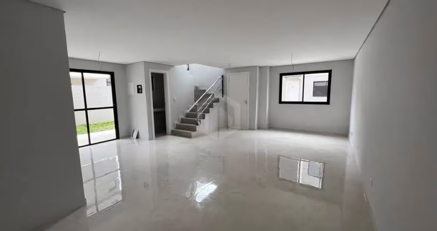 Sobrado à venda - triplex 106m  - r  639.000,00 - uberaba, curitiba - pr