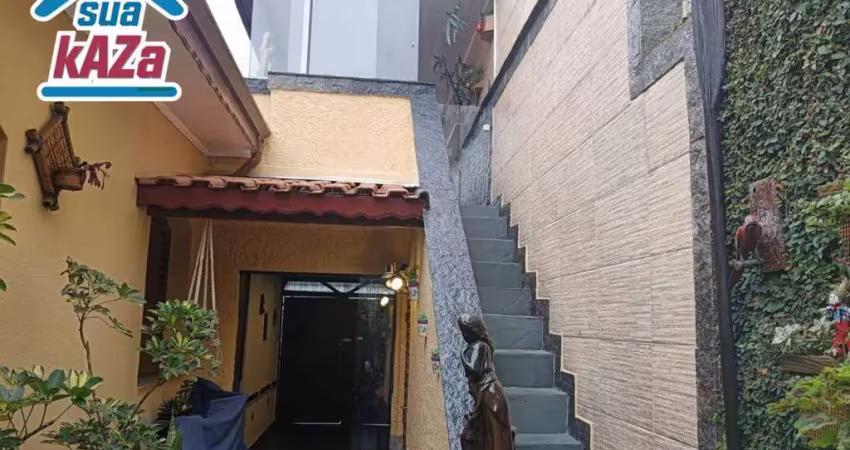 Casa térrea com 03 dormitórios, uma vaga de garagem