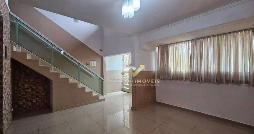 Sobrado com 4 dormitórios à venda, 237 m² por R$ 750.000,00 - Vila Guiomar - Santo André/SP