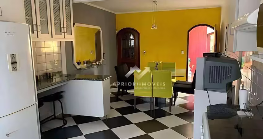 Sobrado com 3 dormitórios à venda, 304 m² por R$ 1.300.000,00 - Santa Teresinha - Santo André/SP