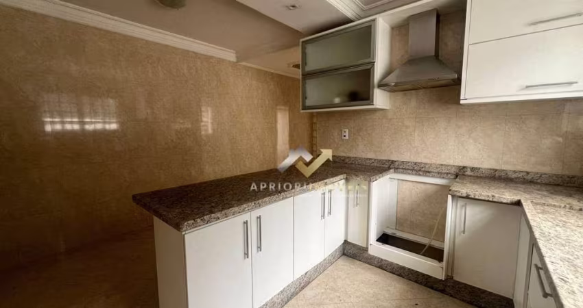 Sobrado com 3 dormitórios para alugar, 200 m² por R$ 3.094,00/mês - Parque Novo Oratório - Santo André/SP