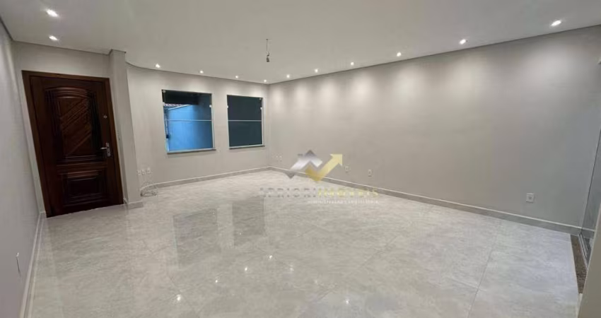 Sobrado com 3 dormitórios à venda, 210 m² por R$ 1.180.000,00 - Parque das Nações - Santo André/SP