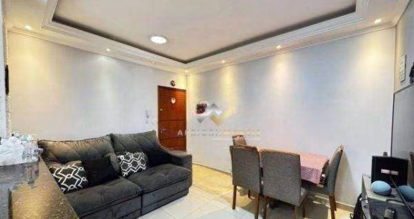 Apartamento com 2 dormitórios à venda, 63 m² por R$ 350.000,00 - Jardim do Estádio - Santo André/SP