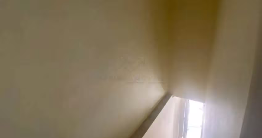 Sobrado para locação, nas casas populares da vila são pedro por r$ 1.900,00