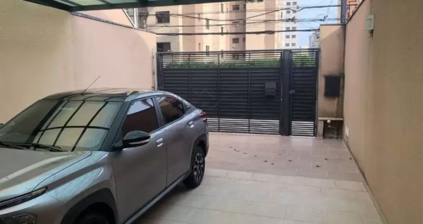 Casa comercial de 107m² semi-mobiliada para locação