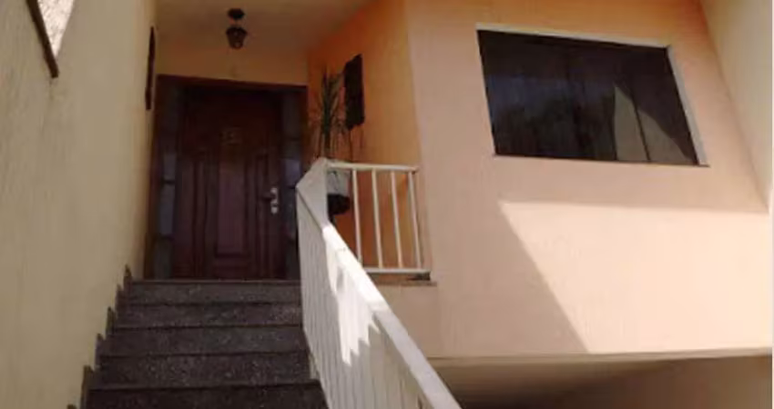 Sobrado com 3 dormitórios para alugar, 197 m² por r$ 2.970,00/mês - bangu - santo andré/sp