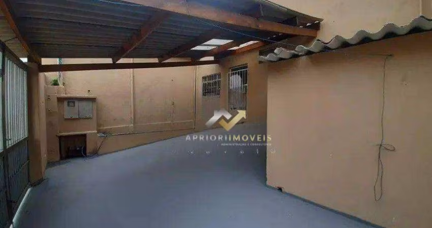 Casa com 2 dormitórios para alugar, 140 m² por R$ 2.300,00/mês - Silveira - Santo André/SP