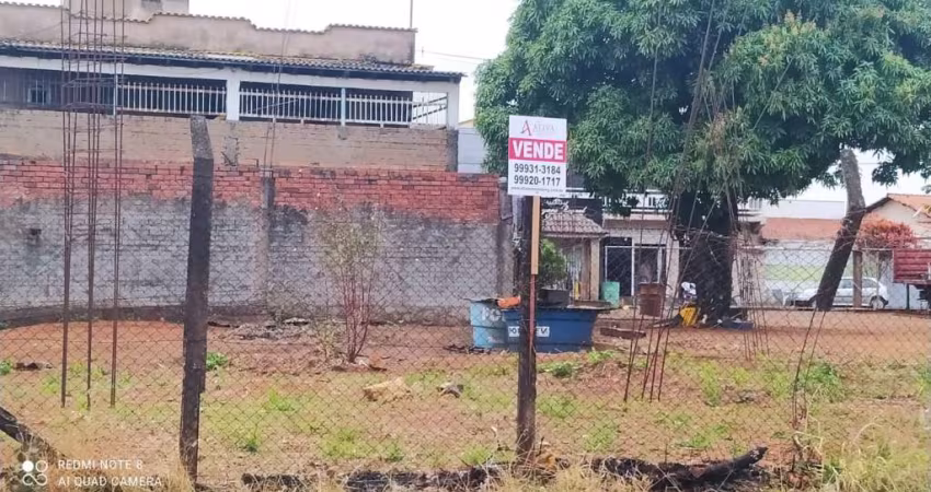 Terreno - Em rua, para Venda em Uberlândia/MG