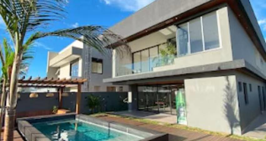 Casa - Em condomínio, para Venda em Uberlândia/MG