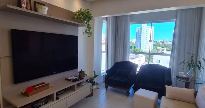 Apartamento - Padrão, para Venda em Uberlândia/MG