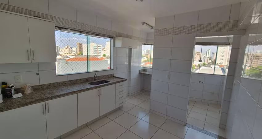 Apartamento - Padrão, para Venda em Uberlândia/MG
