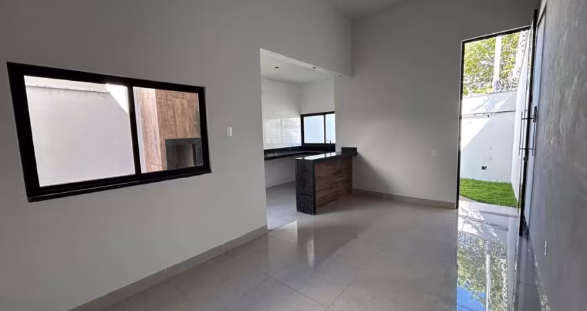 Casa - Padrão, para Venda em Uberlândia/MG