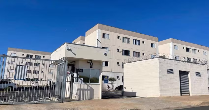 Apartamento - Padrão, para Venda em Uberlândia/MG